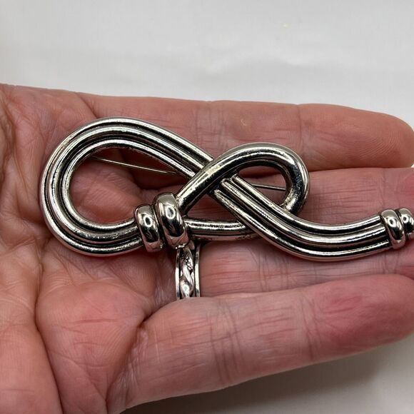 Erwin PEARL Signed Rope KNOT BROOCH Pin Mid Century Costume Jewelry - Picture 2 of 7